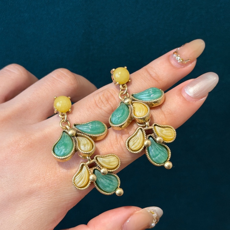Vintage Leaves Tassel Earrings - Vintage Fashion Jewelry Brands 评论和价格
