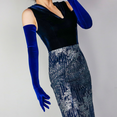 Women's Elegant Vintage Long V - Vintage Fashion Photographers 评论和价格