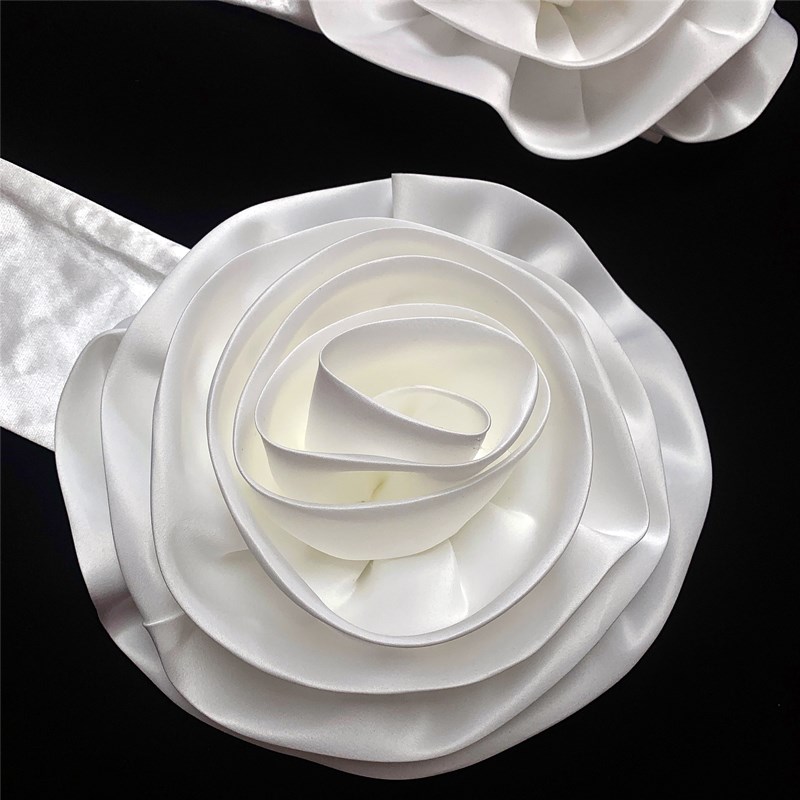 Women's Elegant White Flower L - Vintage Fashion Photographers 评论和价格